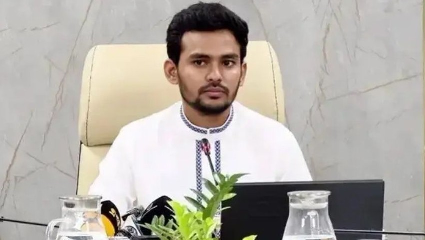 আসিফ মাহমুদ ও স্ত্রীর সম্পদের তথ্য চেয়ে বিএফআইইউকে দুদকের চিঠি