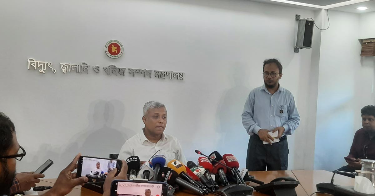 জ্বালানি তেলের দাম দ্রুত কমানোর আশা প্রতিমন্ত্রী অমিতের
