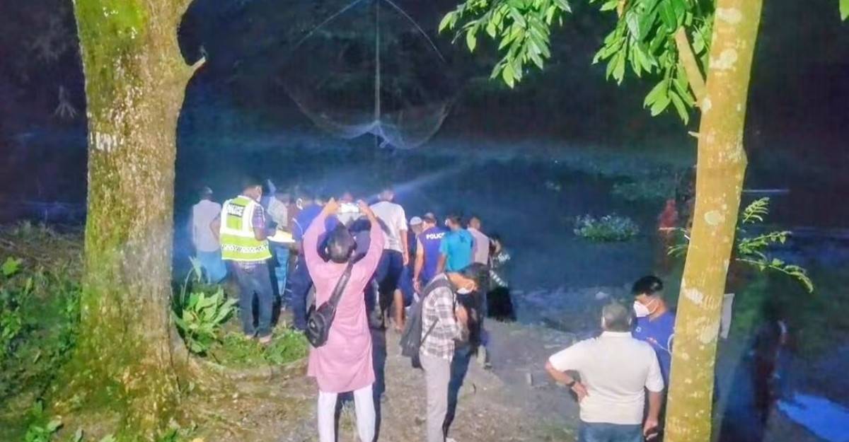 নেত্রকোনায় মাটির নিচে নিখোঁজ নারীর মরদেহ, সাবেক স্বামী আটক