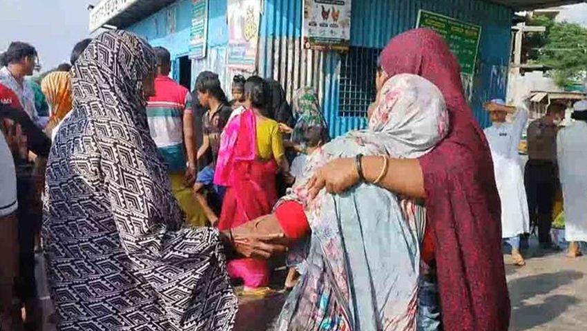 সোনারগাঁয়ে ট্রলারডুবি: দুই দিন পর তিন ভাই-বোনের মরদেহ উদ্ধার