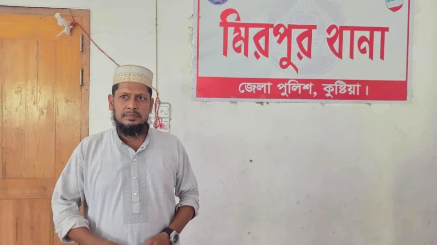 নাশকতা মামলার আসামিকে ছাড়াতে গিয়ে আটক ৮