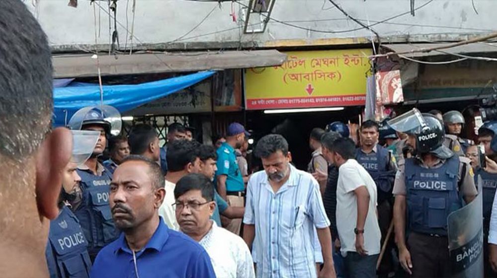 গুলিস্তানে জাসদ কার্যালয়ে পুলিশি অভিযান, আটক ৩০-৪০